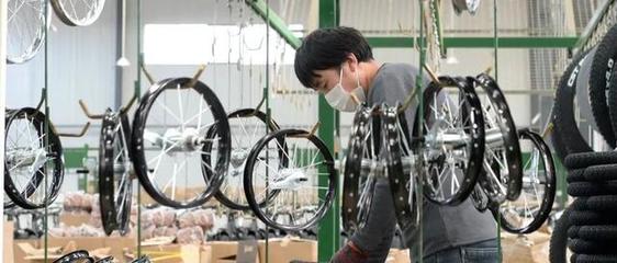 别急着摆摊！塑料行情异动背后 中国自行车与电动车全球抢购潮催生新机遇